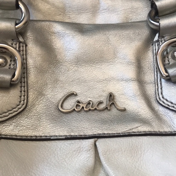 Coach Leather Purse - Picture 2 of 5
